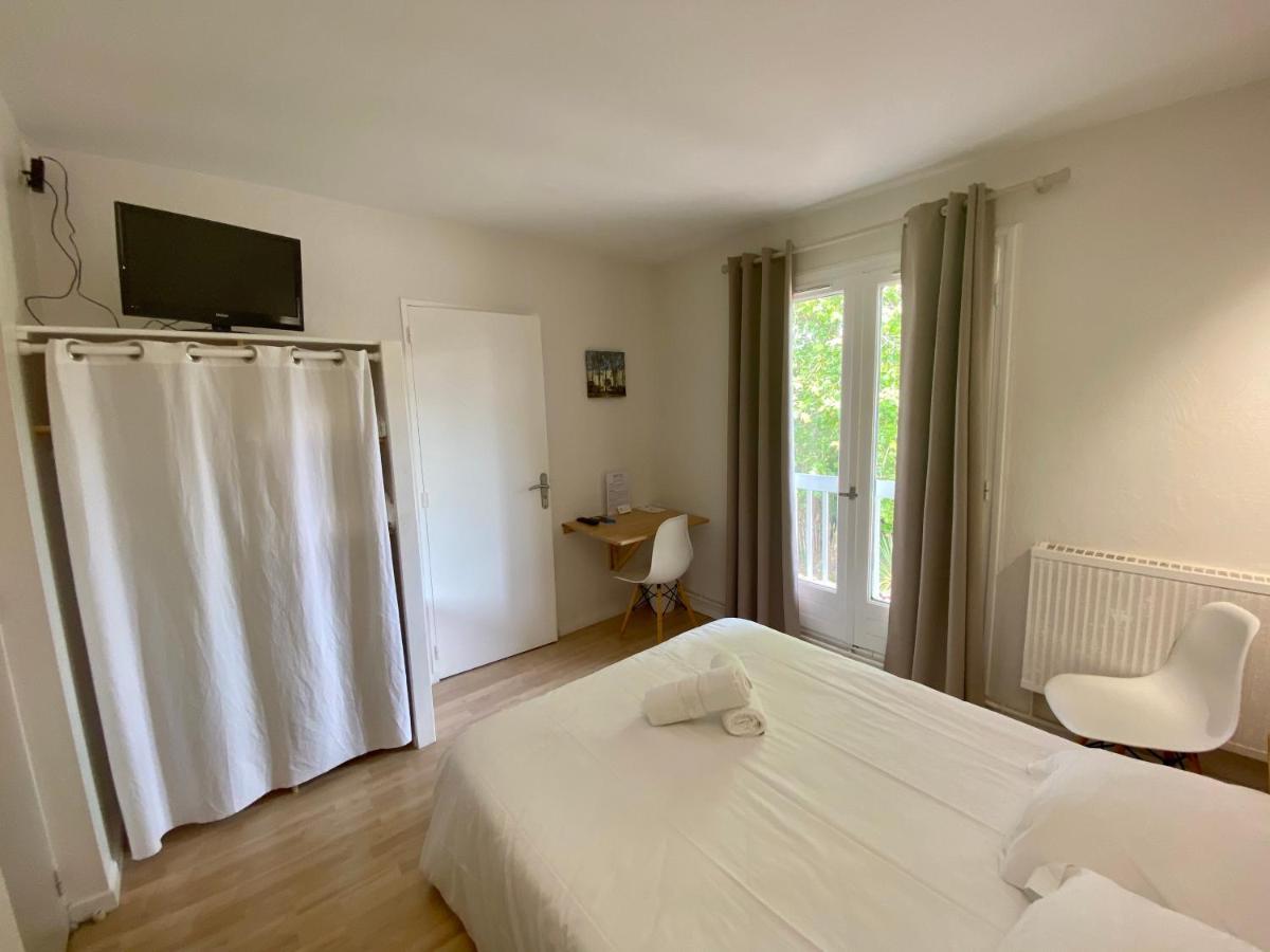 Hotel La Ferme D'En Chon Biscarrosse Rum bild