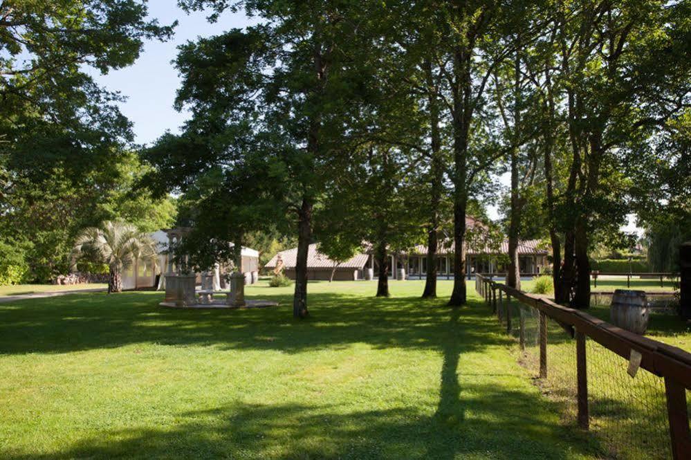 Hotel La Ferme D'En Chon Biscarrosse Exteriör bild